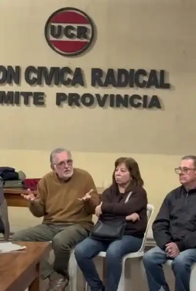 La advertencia de un dirigente radical contra el "amontonamiento" de cara a 2027