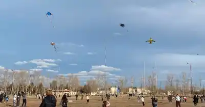 Barriletes volvieron a volar en Malargüe y revivieron una tradición que parecía perdida
