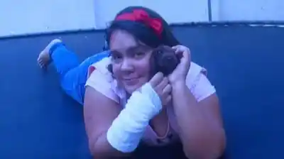 Condenaron a la mujer que fingió ser una nena de 12 años para estafar a familias durante una década