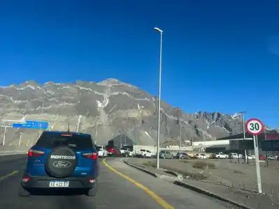 Alerta en la cordillera: Cierran el Paso Cristo Redentor y dejan varados a miles