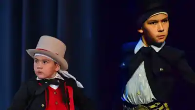 Dos pibes de 11 y 9 años, de Río Negro y Neuquén, van por un lugar en el Malambo de Laborde