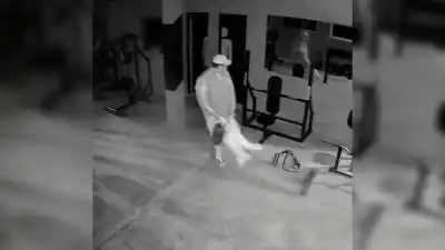 La estranguló frente a su hijo en Perico y escapó cuando ella llegó a la comisaría