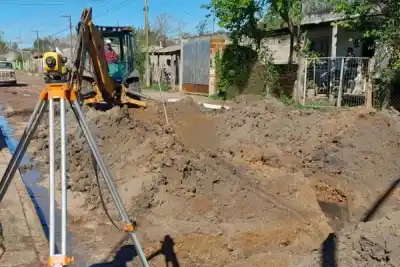 Mercedes: suman 3.142 metros de cloacas y 453 conexiones en dos frentes de obra