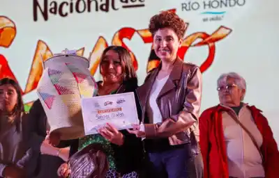 Las Termas vibró con la primera noche de la Fiesta Nacional del Canasto