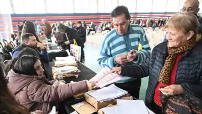 Jubilados: desde este lunes se retiran los boletos gratuitos de septiembre, octubre y noviembre