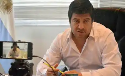 El fiscal jefe de Madryn, Alex Williams, disertó en un posgrado de la UBA sobre juicios por jurados