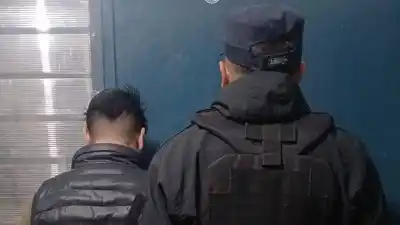 Arrestaron a un hombre por agredir a su madre en Nueva Catamarca
