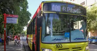 Apñalado en un colectivo de Godoy Cruz: un joven de 20 años terminó internado