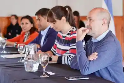 Neuquén deja de estimar y pasa a medir el metano que emite Vaca Muerta