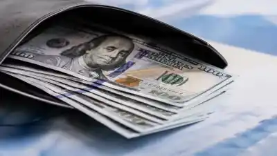 El dólar cierra agosto con el oficial en $1.535: cómo quedaron el MEP y el CCL