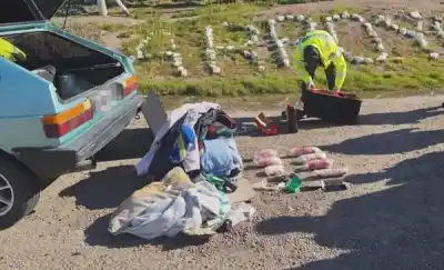 Ocultaron droga en un doble fondo y llevaban una pistola cargada: cayeron en la Ruta 3