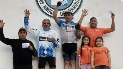 120 ciclistas coparon el parque Adán Quiroga en la 26° fecha del Ciclismo Libres