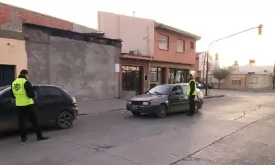 Trelew: identifican personas con pedido de paradero en operativos preventivos