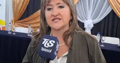 Silvia Fuentes inauguró obras en escuelas de Vallecito y lanzó la preinscripción a FinEs