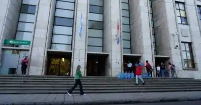 Rosario: Denuncian a psicólogas por usar informes “calcados” para separar a padres de sus hijos