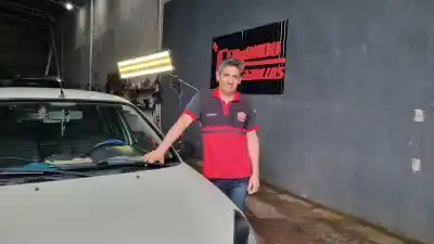 Un taller de Posadas ya recibió 40 consultas por el granizo y espera reparar 15 autos por día