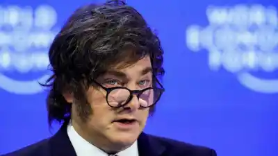 La ofensiva destituyente: el kirchnerismo activa su maquinaria con el caso Libra y las preguntas que el Gobierno no contesta