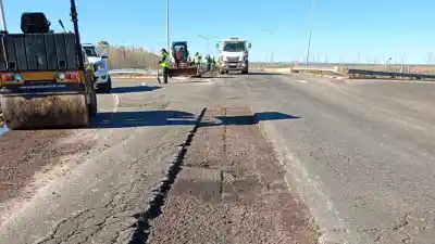 Bacheo en las rutas 7 y 22: qué tramos interviene Vialidad esta semana