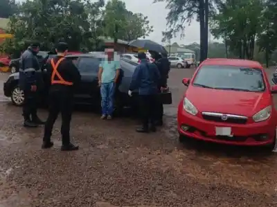 Con 2,49 g/l de alcohol: demoraron a un conductor tras chocar en San Vicente