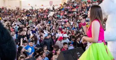 Cientos de familias celebraron el cierre del Mes de las Infancias en el Club Tesorerí
