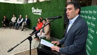 Castro renovó su gabinete en Viedma: quiénes asumen y qué áreas cambian