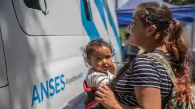 Sin aumento en septiembre: cuánto se cobra con la Tarjeta Alimentar y la AUH