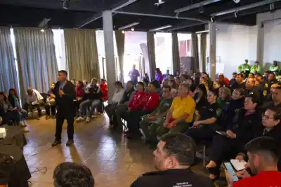 Mina Clavero junta a casi 140 personas para prepararse ante posibles crecidas