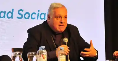 Monseñor Colombo le pide a Milei que no mire para otro lado ante las deudas de las familias