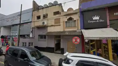 Tres horas de resistencia y una orden suspendida: la disputa por una sinagoga en Flores