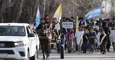 Punta del Agua celebró sus 106 años con fe, desfile y comunidad