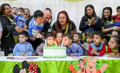Sastre celebró los 39 años del CPI Fontana y los 44 del Hogar Hebras de Plata