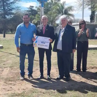 Molina llevó el beneplácito legislativo al 117° aniversario de Candelaria Sud