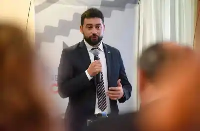 Zárate contra la justicia: "Los prestamistas salen como Pancho por su casa"