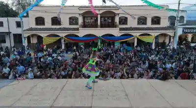 Más de mil chicos coparon la plaza de Coronel Moldes para festejar su día