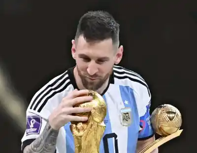 Lágrimas y gratitud eterna: Comodoro le dice adiós a Messi