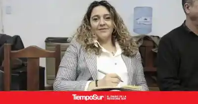 Pesoa denunció desbordes cloacales y apuntó contra Vidal por la crisis en Perito Moreno