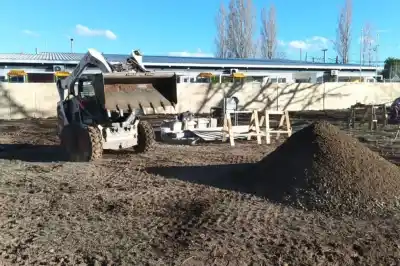 Jardín de Valentina Sur ya tiene cerco perimetral y sumará casi 950 m2 para los chicos