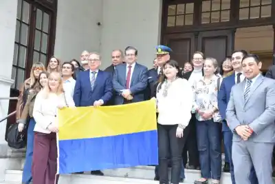 Corrientes honró a Ucrania: el gesto del vicegobernador en la Legislatura