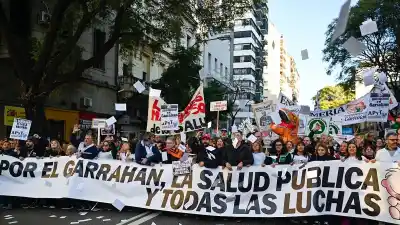 Despidieron por redes a una dirigente del Garrahan y ella denuncia que no fue notificada