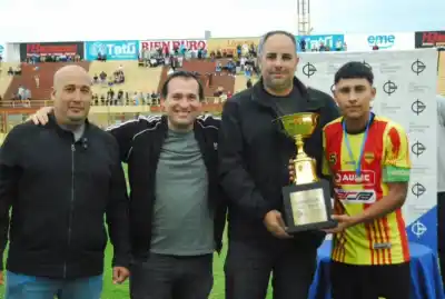 Boca Unidos Sub-17 gritó campeón: la definición por penales que hizo explotar el Leoncio Benítez