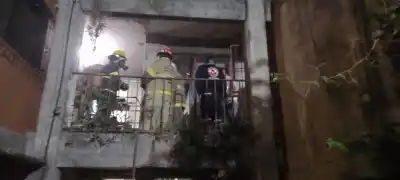 ¡¡¡Susto!!! Vela ocasiona un principio de incendio en Monteros