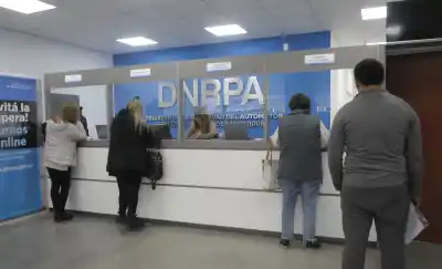 Cierran 27 oficinas y unifican 368 registros del automotor en todo el país