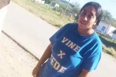 Allanaron la casa de un hombre en Santiago y hallaron pertenencias de Maira Cabrera