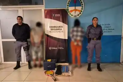 Una pareja fue detenida por robar raquetas, un tupper y una escalera: qué pasó