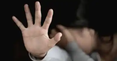 Abusó de su hija de 11 años, armó un bolso y escapó: lo buscan intensamente