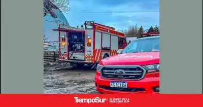 Un incendio en el Galpón Municipal de Río Turbio movilizó a los bomberos