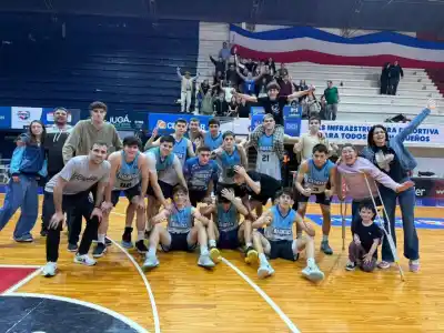 Los pibes del Fantasma no paran: título invicto y a la semifinal nacional