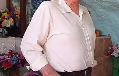 A los 91 años, don Antonio Santillán es el hombre que abrió un camino en la montaña para su pueblo