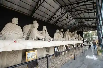 La Última Cena gigante que sorprende en la Ruta 22: una obra de fe a cielo abierto