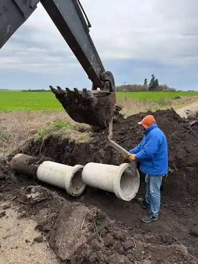 Sin ayuda del Estado: productores de Marcos Juárez financiaron una obra clave para evitar inundaciones